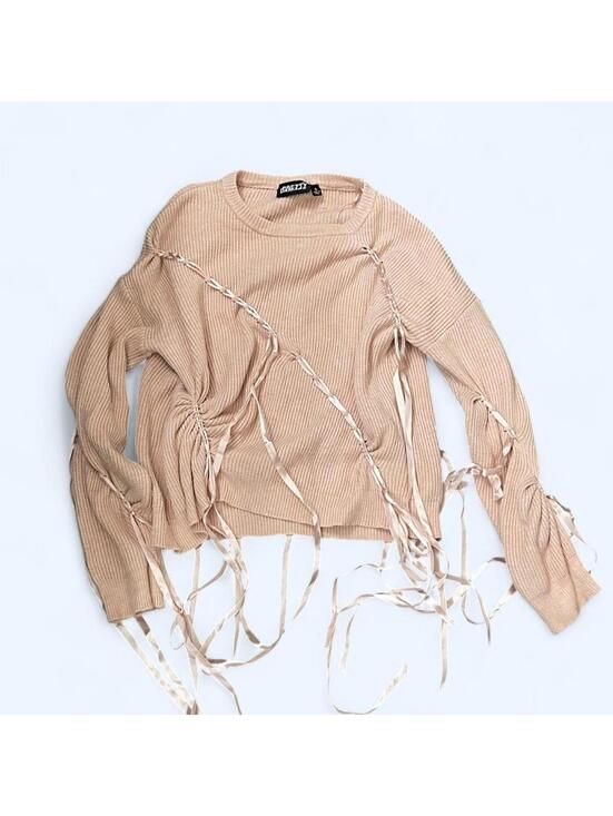 Sweaters - Pretty Damage